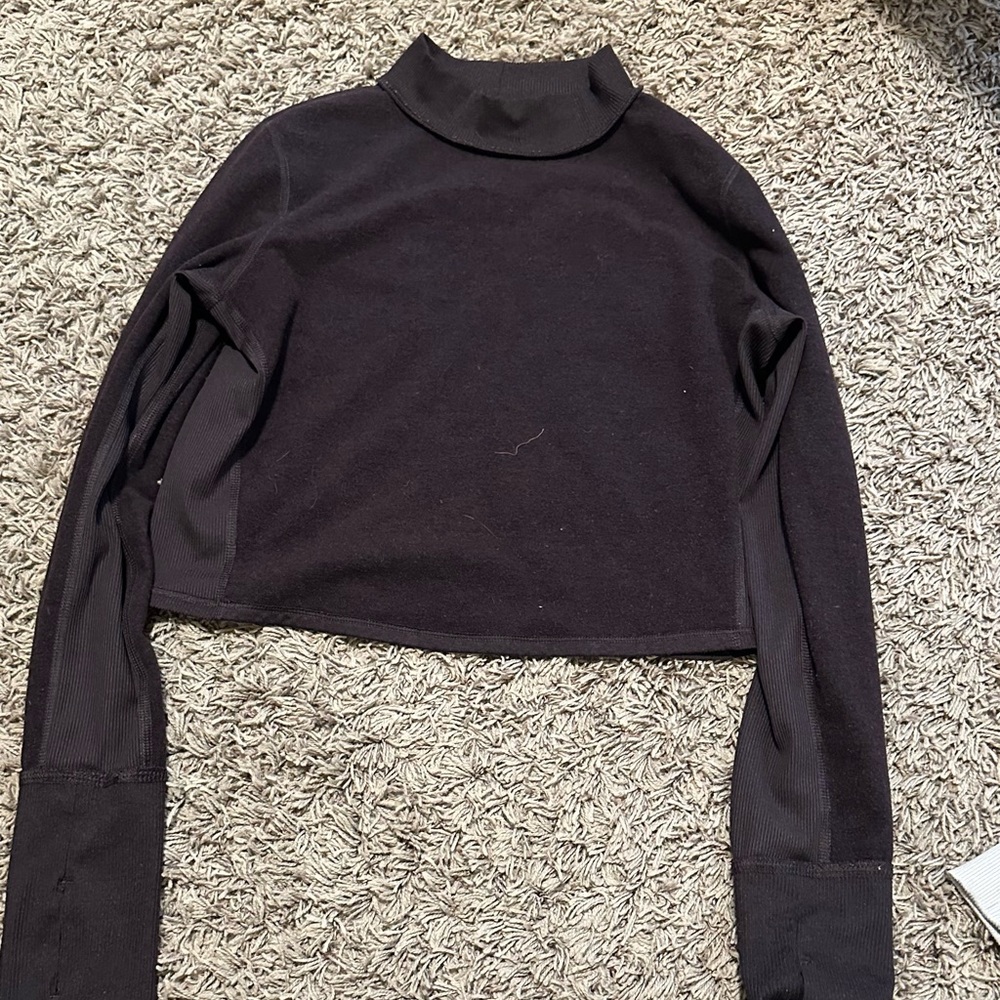 Barely worn old navy long sleeve